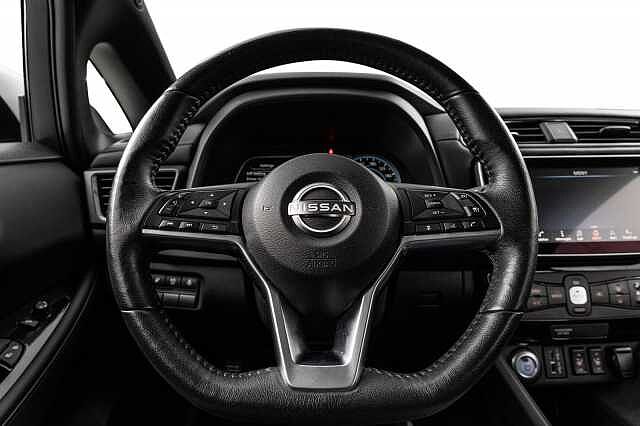 Nissan LEAF 39kWh N-Connecta (K)