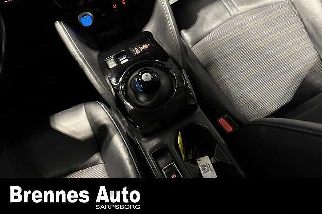Nissan LEAF 40KWH Tekna/360p.kam/ACC/Navi++