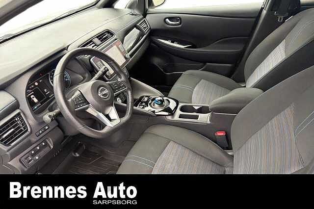 Nissan LEAF /360 KAMERA/APP/RATTVARME/++