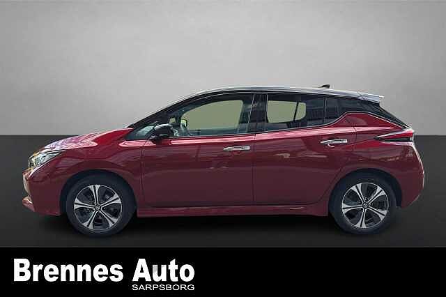 Nissan LEAF /360 Kamera/App/Rattvarme/++