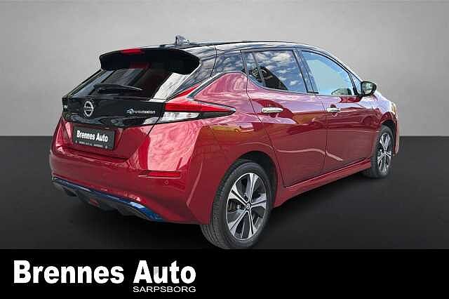 Nissan LEAF /360 Kamera/App/Rattvarme/++