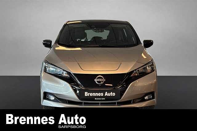 Nissan LEAF /Lav km/Toppmodell/App/360Kamera/Rattvarme/++