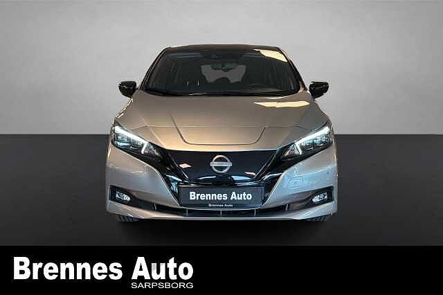 Nissan LEAF /App/360Kamera/Ratt varme/++