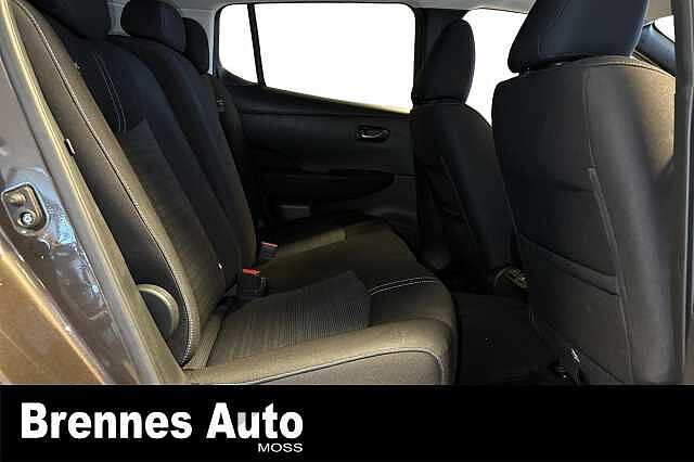 Nissan LEAF Navi/Kamera/Cruise/Rattvarme