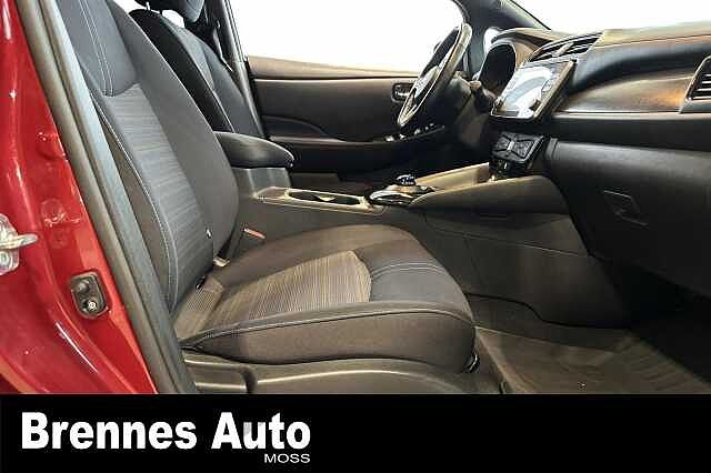 Nissan LEAF Navi/Rattvarmer/Cruise/DAB