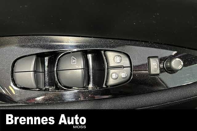 Nissan LEAF Navi/Rattvarmer/Cruise/DAB