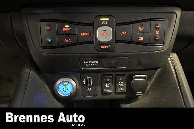 Nissan LEAF Navi/Kamera/Cruise/Rattvarme