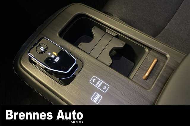 Nissan ARIYA rente! F&aring; biler p&aring; lager!