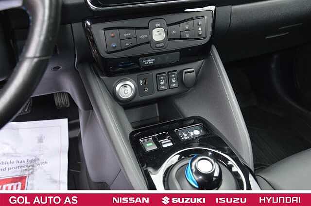 Nissan LEAF 40kWh Tekna