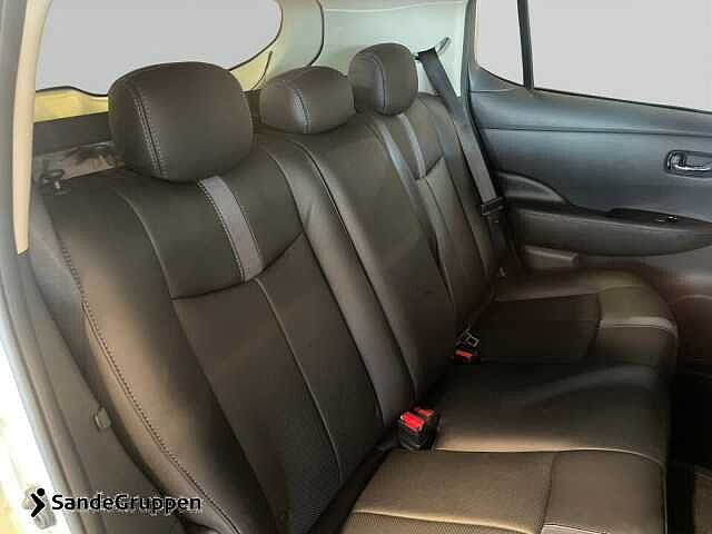 Nissan LEAF 40kWh Skinn/