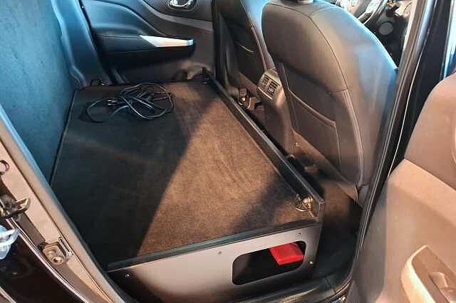 Nissan Navara DCI DOUBLE CAB. Lysbøyle, Veltebøyle, Xtra-Lys+++