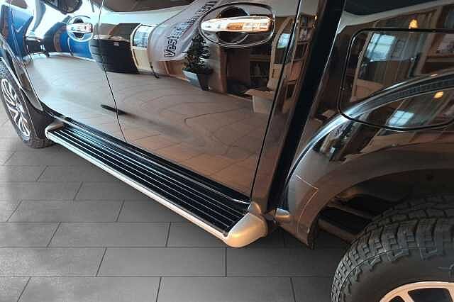 Nissan Navara DCI DOUBLE CAB. Lysbøyle, Veltebøyle, Xtra-Lys+++