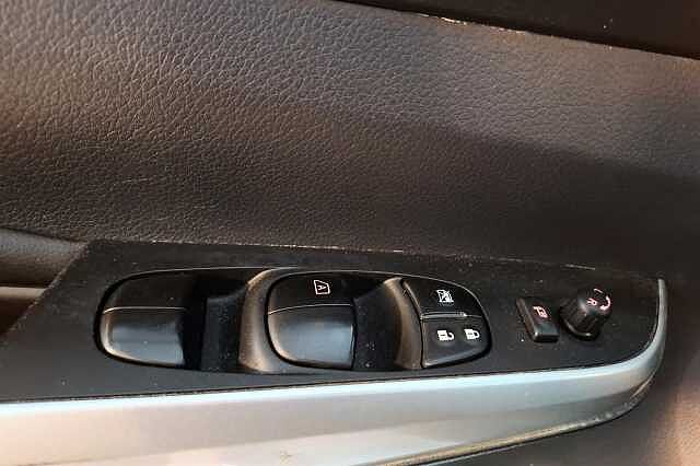 Nissan Navara DCI DOUBLE CAB. Lysbøyle, Veltebøyle, Xtra-Lys+++