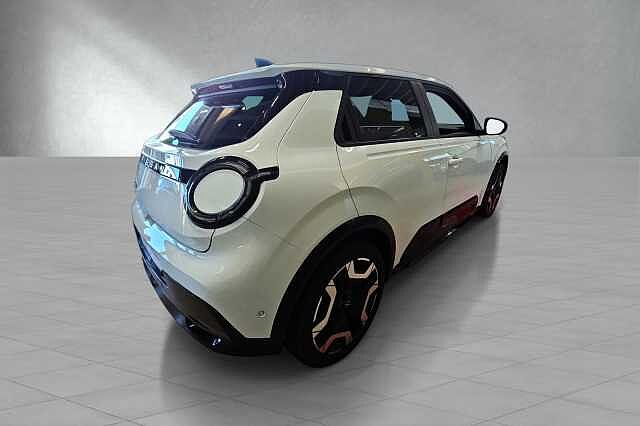 Nissan Micra 52kWh Advance